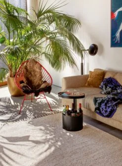 Basso Bar Trolley, RAL 9005 Gitzwart -Interio Winkel basso bar trolley 2