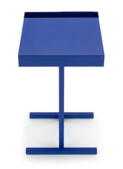 Bijzettafel Station, RAL 5002 Ultramarijnblauw 11 Bijzettafel Station, RAL 5002 Ultramarijnblauw -Interio Winkel bijzettafel station 2