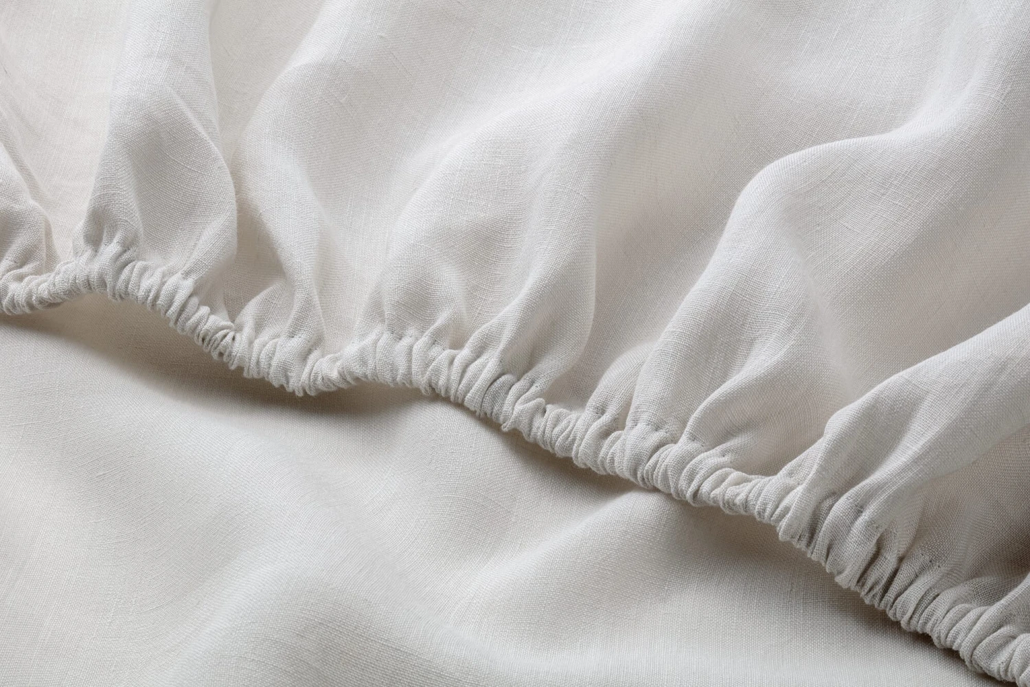 Hoeslaken Linnen Batist, Kwartsgrijs, 90 × 200 Cm 4 Hoeslaken Linnen Batist, Kwartsgrijs, 90 × 200 Cm - Afbeelding 2