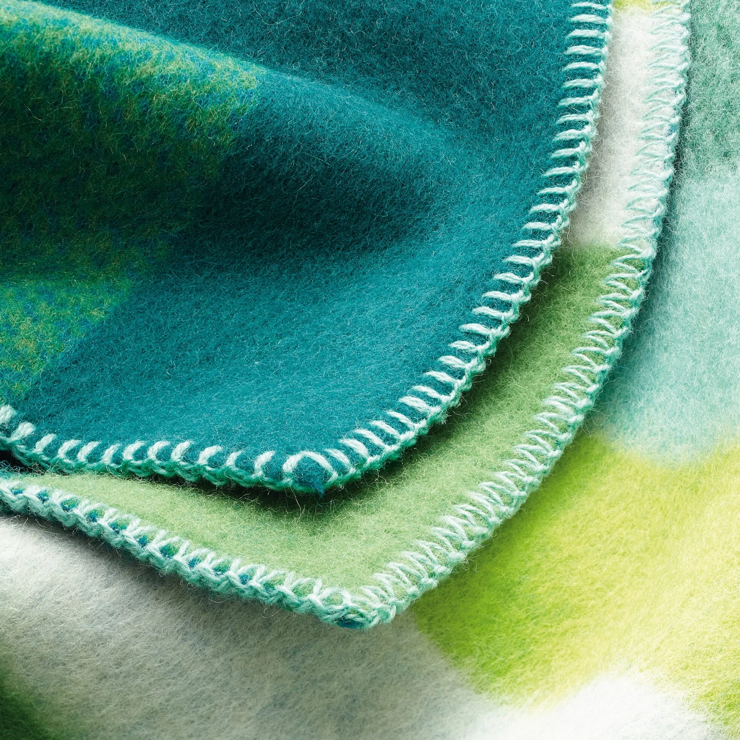 Lamswollen Deken Bauhaus-stijl, Groen 5 Lamswollen Deken Bauhaus-stijl, Groen - Afbeelding 3