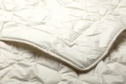 Lichtgewicht Dekbed Lyocell, 155 × 220 Cm -Interio Winkel lichtgewicht dekbed lyocell 1