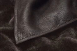 Manufactum Lamsvel Deken -Interio Winkel manufactum lamsvel deken 2