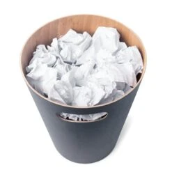 Umbra Prullenbak Woodrow, Grijs -Interio Winkel prullenbak woodrow 7