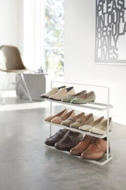 Yamazaki Schoenenrek Tower, Groot, Wit -Interio Winkel schoenenrek tower 1