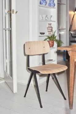 Hay Voorzitter Resultaat, Zwart / Eik 12 Hay Voorzitter Resultaat, Zwart / Eik -Interio Winkel voorzitter resultaat 4