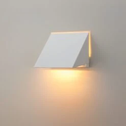Wandlamp Verstelbaar, Witte Schaduw, Klein -Interio Winkel wandlamp verstelbaar 3